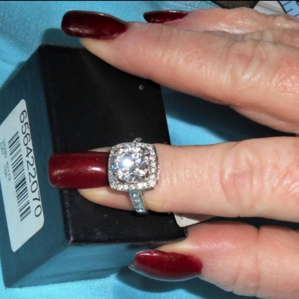 Cushioned Round White Sapphire Ring WGP